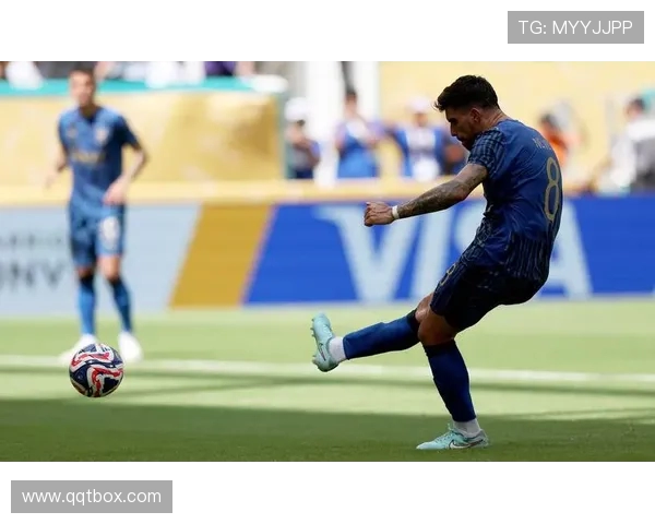 补时扑点封神！布努延续世界杯传奇，利雅得新月逼平皇马